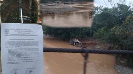 Poto kegiatan tambang emas ilegal jenis dompeng kapal dan lubang jarum surat kades hasil musyawarah 