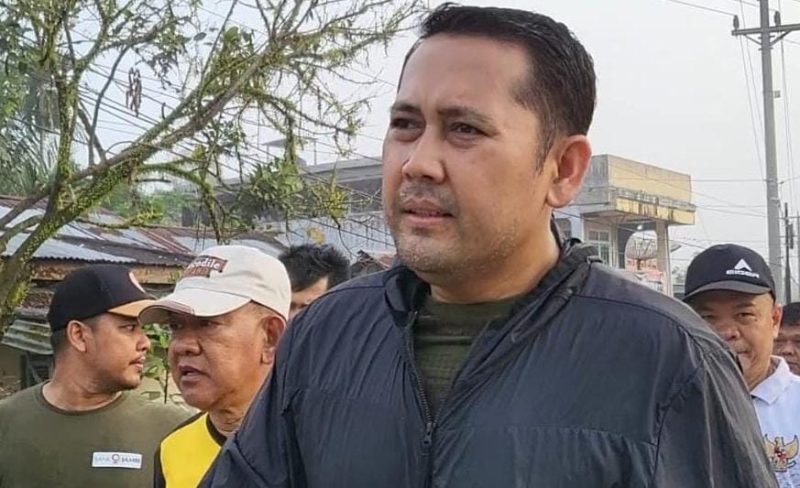 Bupati Merangin Syukur 