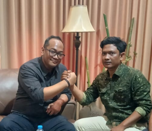 Keterangan: Ketua GARI Madura bersama Kepala Kantor Bea Cukai Madura