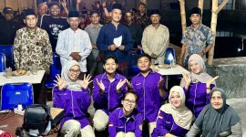 Mahasiswa Psikologi Universitas Trunojoyo Madura saat melaksanakan Pengadian masyarakat di Desa Ujung Piring Bangkalan.