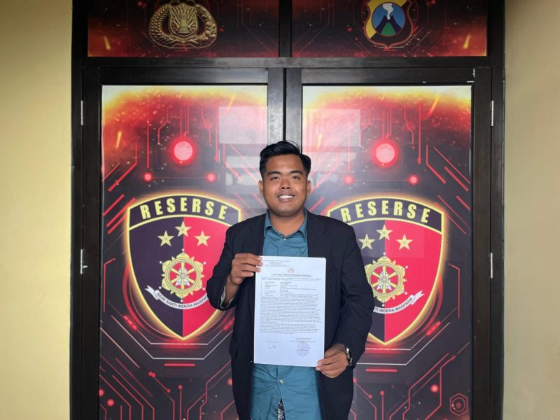 Tolak Amir, melaporkan ke Polres Sumenep