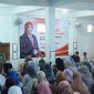 Hj. Ansari saat memberikan materi 4 pilar kebangsaan di MA Sumber Bungur Pakong, Senin (15/12/2025).