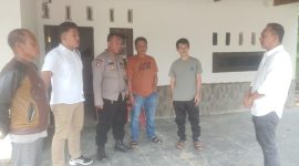 Polisi datangi usaha mas ilegal milik MAn desa Beluran polisi minta usaha ilegal itu ditutup 