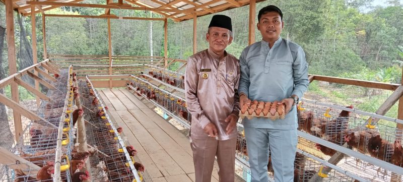 Kades Aswani bersama direktur Dede junjung jaya bersama 