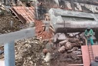 Foto pekerjaan proyek turap dapat diabadikan 