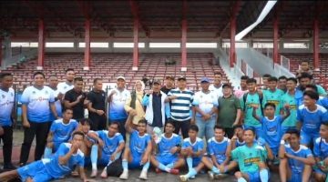 Wakil bupati Merangin saksikan pertandingan sebpak bola Tebo Merangin 