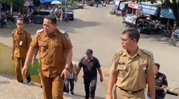 Bupati tinjau pasar lereng