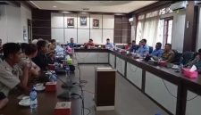 Ketua Komisi III DPRD Tebo, Dimas Cahya Kusuma, SH., MH, menegaskan bahwa PT A4 tidak dapat menghindar dari tanggung jawab hukum atas dampak aktivitas