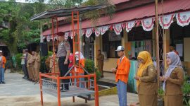 Kasat Narkoba pimpin upacara apel di SMA 6 Merangin 