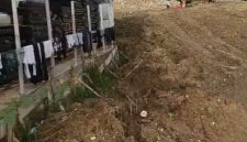 Tampak Poto belakang asrama / foto / suara utama