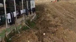 Tampak Poto belakang asrama / foto / suara utama 