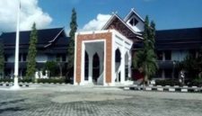 Gedung DPR Merangin Poto dokumentasi transatu.id