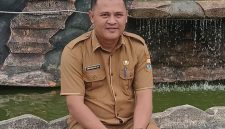  Kepala SMAN 1 Sarolangun
