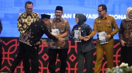 Gubernur Jambi Al Haris 