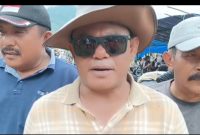 Kades Perentak Jhon Faizer bersama Kades lainnya