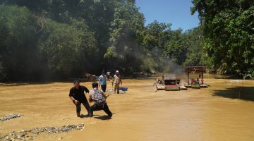 Razia 2025 kini Pelaku peti makin berigas melakukan aktivitas tambang emas ilegal sungai Batang Masumai Desa Titian Teras 