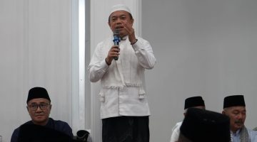 Gubernur Al Haris bersama Ka OPD melaksanakan Safari Ramadan di Mesjid Al Falah Desa Lempur Kec Gunung Raya Kab Kerinci
Sapra Wintani/Foto:  Novriansah/Video:  Erik Sutriedi/Wo Zalli)