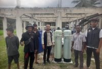 Mahasiswa UTM Pasang Filter Air 1354