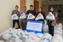 Bank BRI Bangkalan menyalurkan ribuan paket sembako