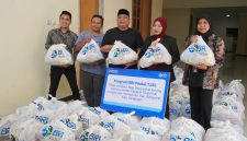 Bank BRI Bangkalan menyalurkan ribuan paket sembako