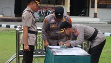 Serah terima jabatan 