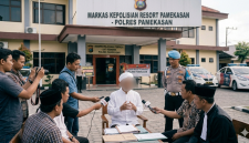 Ilustrasi lora MS memberikan klarifikasi suatu perkara di Polres Pamekasan.