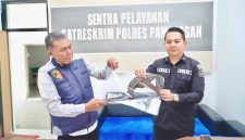 Polres Pamekasan tunjukkan barang bukti kasus pembacokan di desa Rek-Kerek.
