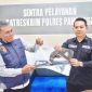 Polres Pamekasan tunjukkan barang bukti kasus pembacokan di desa Rek-Kerek.