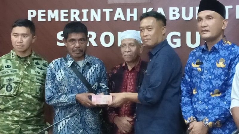 SAD terima Biaya Pengobatan dari Manajemen PT SAL sekaligus denda ADat dan komitmen tidak akan terulang kejadian serupa 