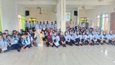 SPPG Arjasa Kalinganyar memberikan edukasi CTPS kepada peserta didik SMK Al Hidayah di Kantor MWC NU setempat, kamis (23/4/2026).