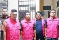 Kepsek SMAN 6 bersama rekannya ditahan setelah ditetapkan tilep dana bos