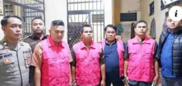 Kepsek SMAN 6 bersama rekannya ditahan setelah ditetapkan tilep dana bos