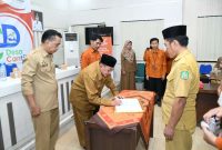 Wakil Bupati Sumenep saat menghadiri acara sosialisasi dan pencanangan desa cinta statistik (Desa Cantik) 2026